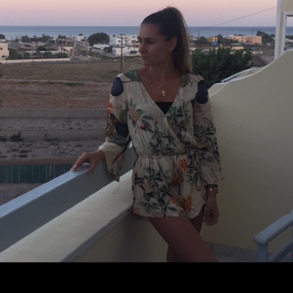 TROPICAL ROMPER - Picture 2 of 4